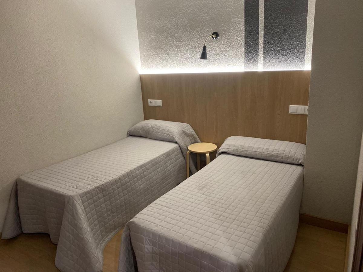 Hostal Uria Salamanca Kültér fotó